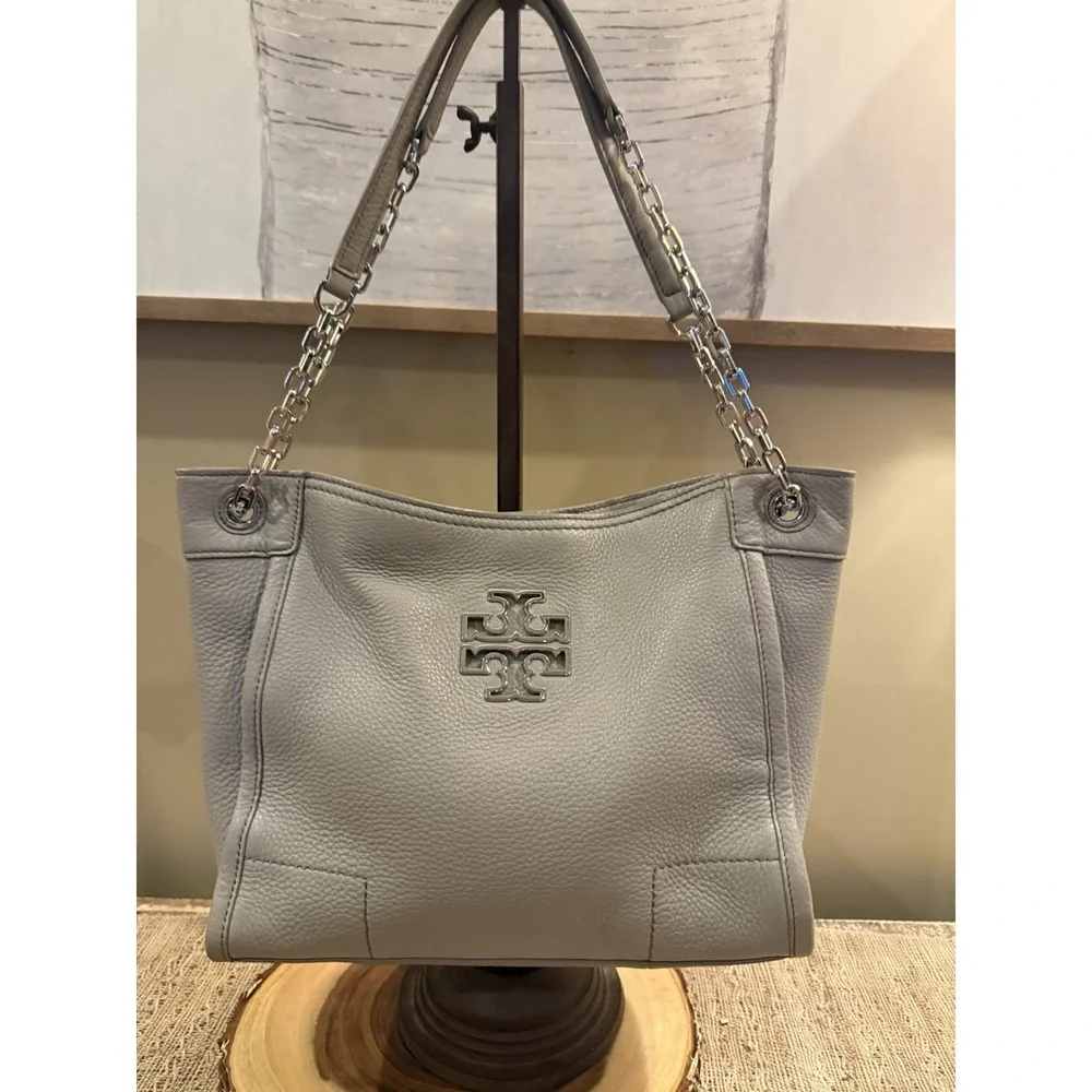 Tory Burch Britten French Grey Shoulder Bag‎ Pebbled Leather Chain Slouchy Tote